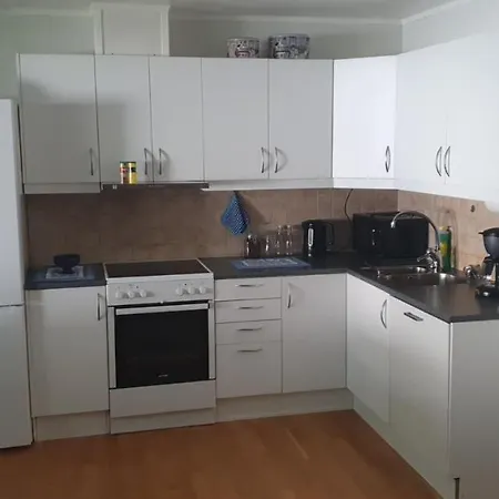 Nydelig Utsikt, Egen Med To Parkeringer Movik (Troms)