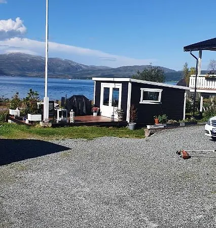 شقة Nydelig Utsikt, Egen Med To Parkeringer *